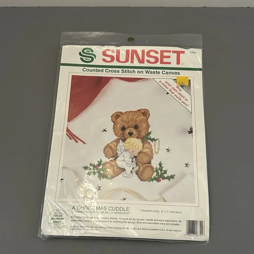 VTG Sunset A Christmas Cuddle Counted Cross Stitch Kit Waste Canvas 18351 Bear